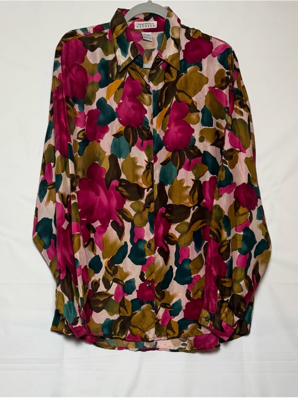 VTG Compagnie Internationale Express Floral Woman Button-Front Silk Top, Large